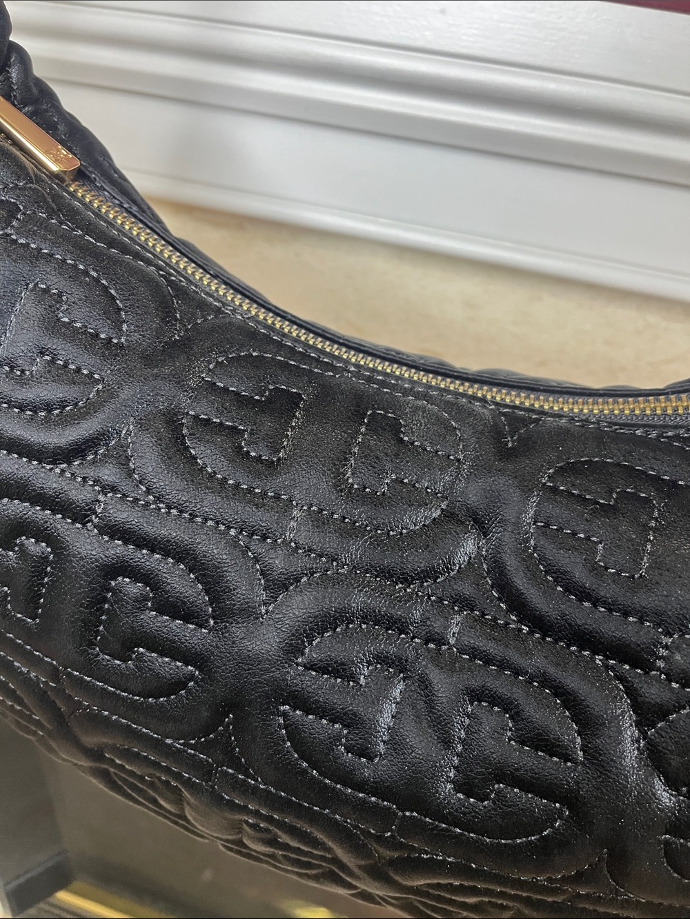 Sam Edelman Black Quilted Hobo Shoulder Bag with Monogram Detail - Picture 4 of 6